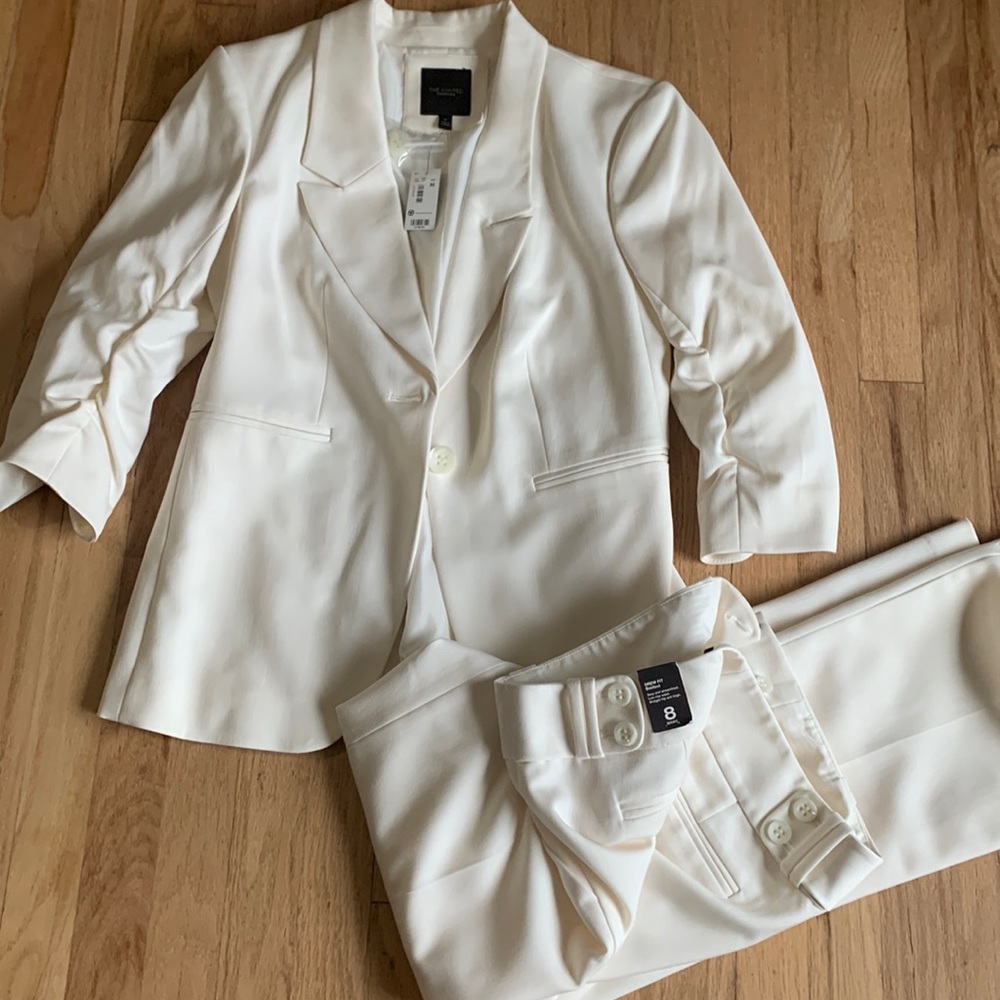 New with tags The Limited cream 2 piece suite